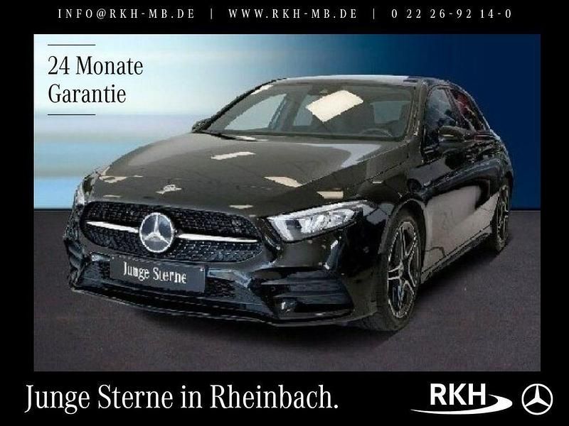 Schwarz Gebraucht 2021 Mercedes A200 Night Limousine | 25.850 € (Etwas zu teuer) - Bild 1/4