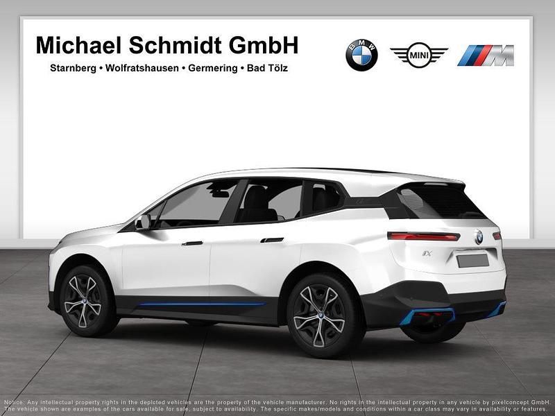 Gebraucht BMW iX Sport Line 239 kW (326 PS) 2023 Mineralweiß SUV
