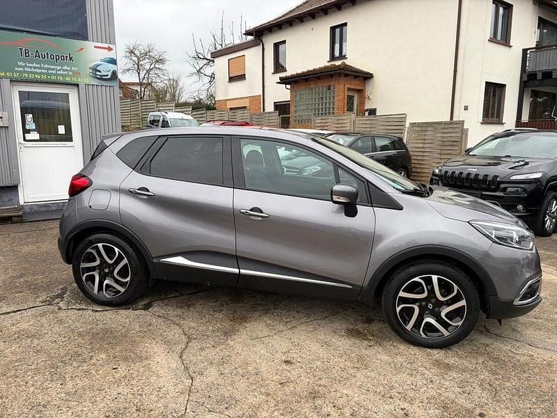 Gebraucht Renault Captur Luxe 90 PS (66 kW) 2015 Grau SUV