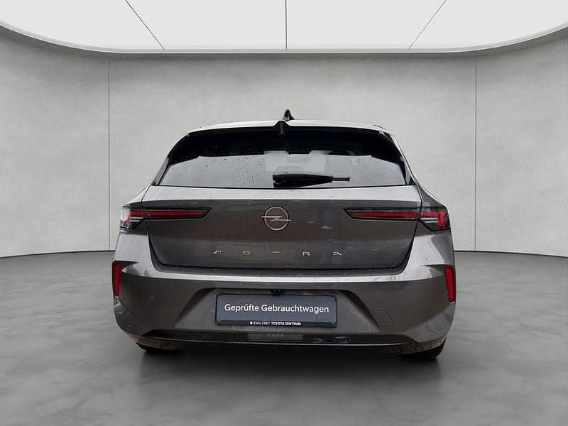 Gebraucht Opel Astra Elegance 131 PS (96 kW) 2024 Vulkan grau metallic Limousine