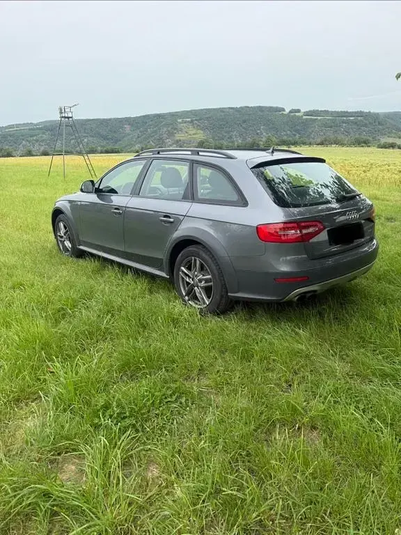 Gebraucht Audi A4 Allroad 177 PS (130 kW) 2014 Grau Kombi