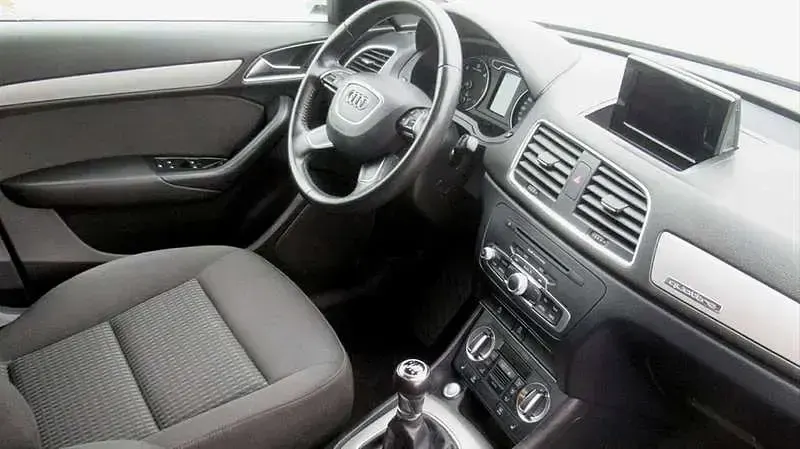 Gebraucht Audi Q3 140 PS (102 kW) 2013 Weiss / uni SUV
