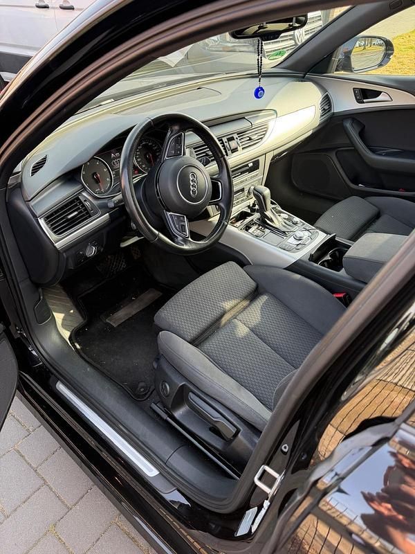 Usata Audi A6 218 CV (160 kW) 2015 Nero Station wagon