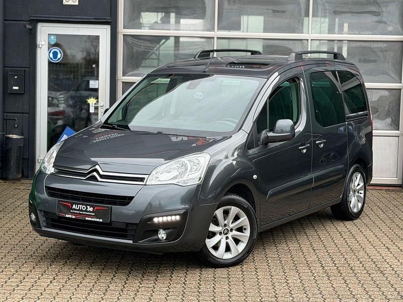 Gebraucht Citroën Berlingo Shine 120 PS (88 kW) 2017 Grau Van / Kleinbus