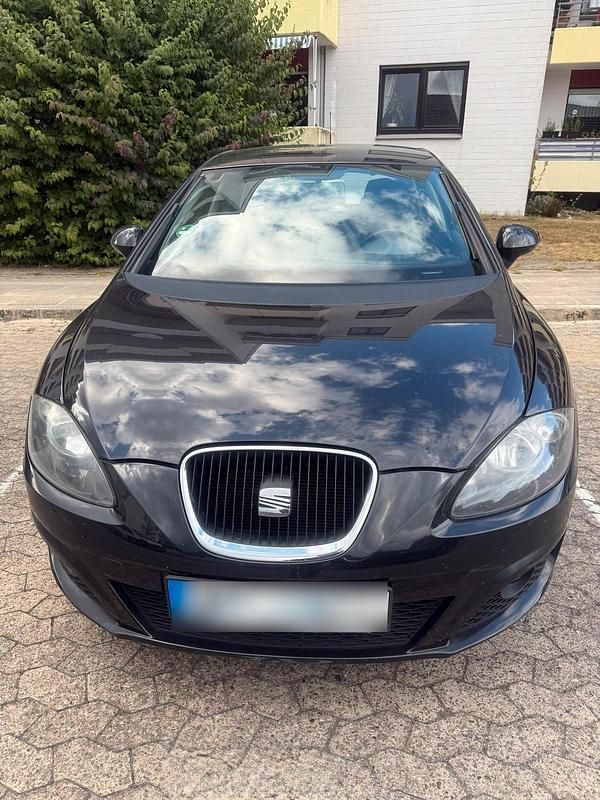 Schwarz Gebraucht 2009 Seat Leon Limousine | 3.500 € (Fairer Preis) - Bild 1/4
