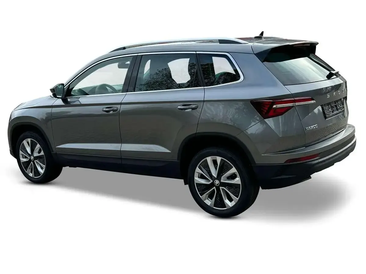 Neu Skoda Karoq SportLine 190 PS (139 kW) 2026 Wählbar SUV