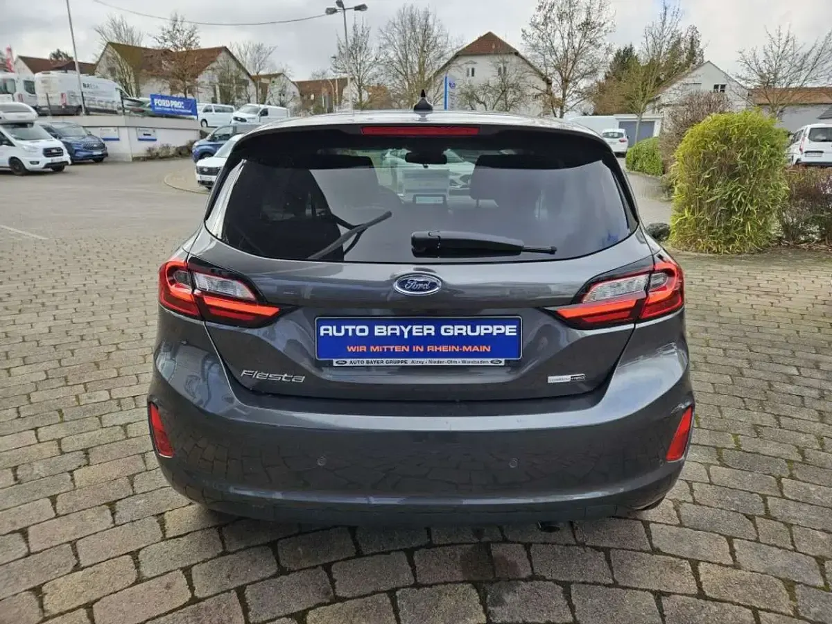 Gebraucht Ford Fiesta Titanium X 125 PS (91 kW) 2023 Grau Kleinwagen