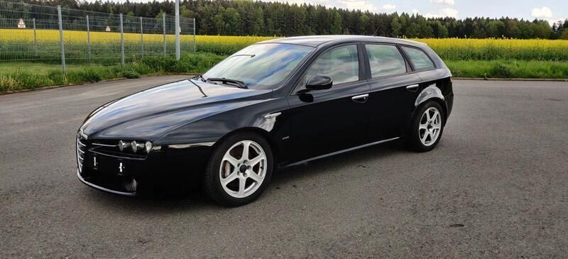 Schwarz Gebraucht 2006 Alfa Romeo 159 Kombi | 2.150 € (Guter Preis) - Bild 1/4