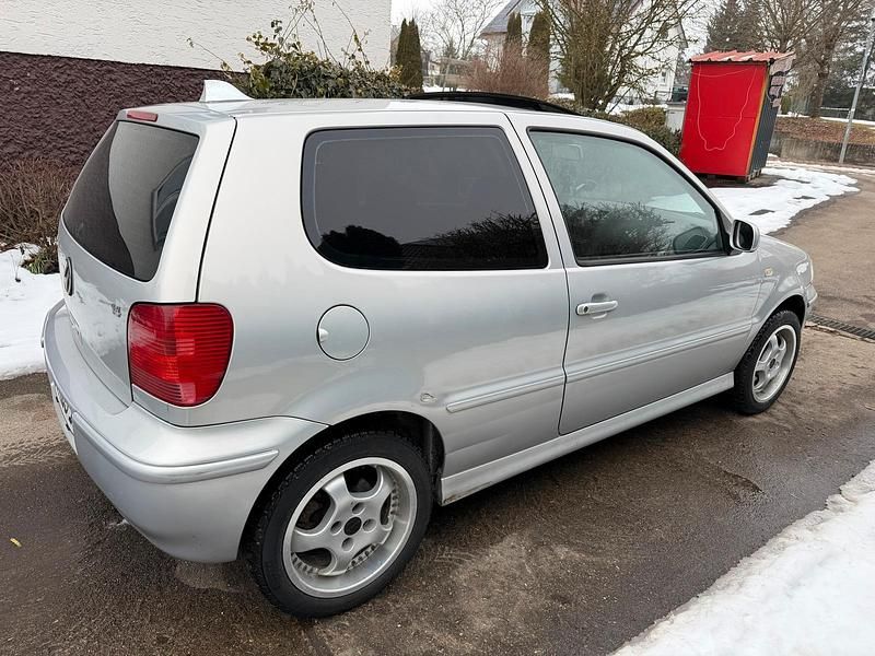 Gebraucht VW Polo 75 PS (55 kW) 2000 Silber Coupé