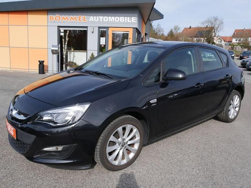 Gebraucht Opel Astra Active 120 PS (88 kW) 2013 Schwarz Limousine
