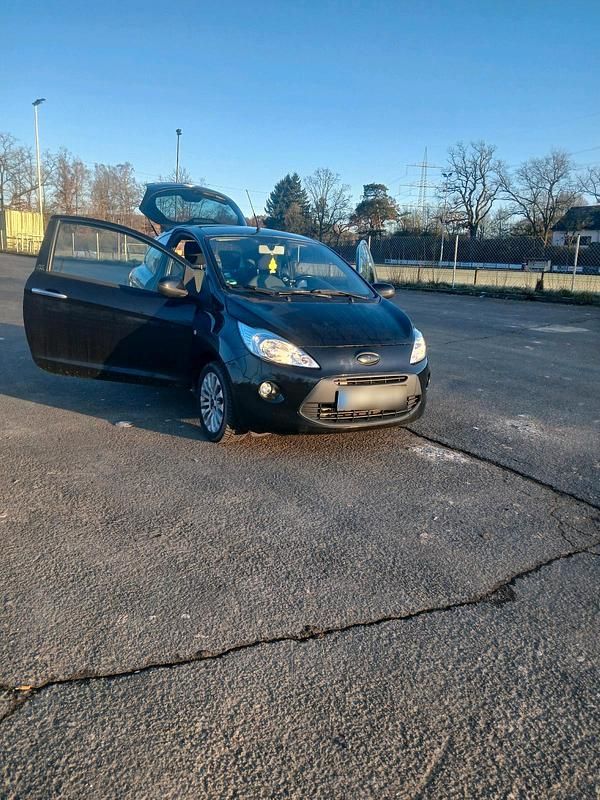 Gebraucht Ford Ka 75 PS (55 kW) 2011 Schwarz Kleinwagen