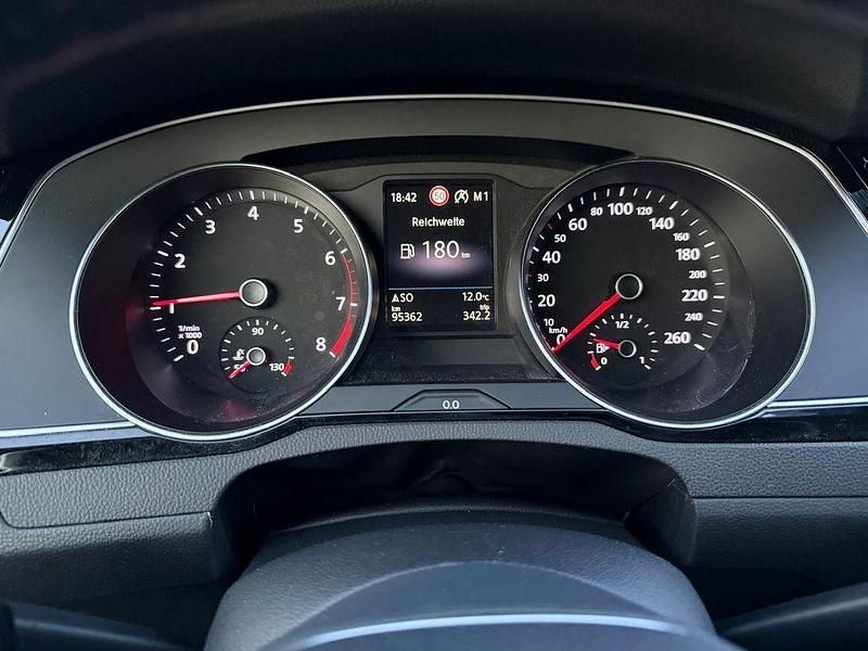 Gebraucht VW Passat Business 190 PS (139 kW) 2019 Weiß Kombi