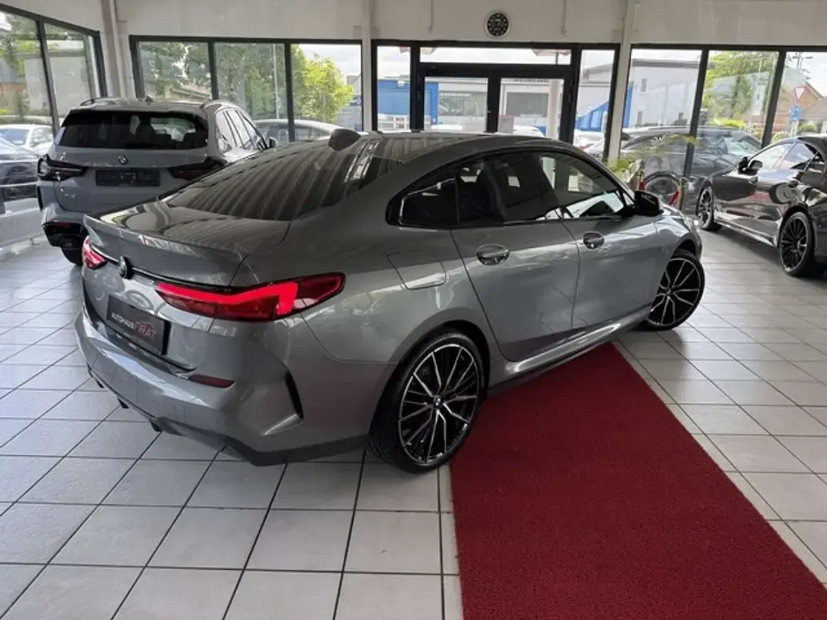 Gebraucht BMW 218 M Sport 136 PS (100 kW) 2024 Grau Coupé