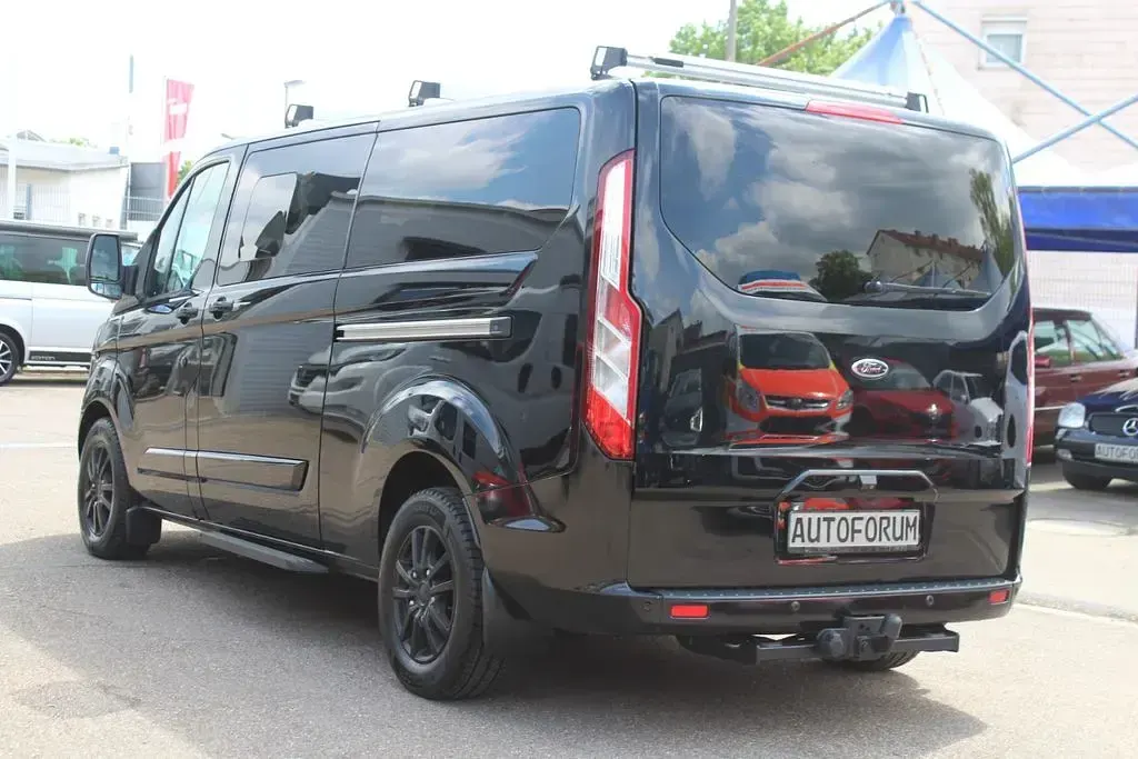 Gebraucht Ford Transit Custom Titanium 170 PS (125 kW) 2017 Schwarz Van / Kleinbus