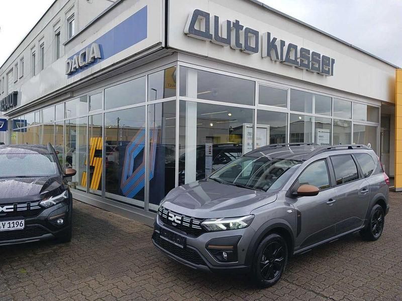 Grau Neu 2025 Dacia Jogger Extreme Limousine | 23.790 € (Fairer Preis) - Bild 1/4