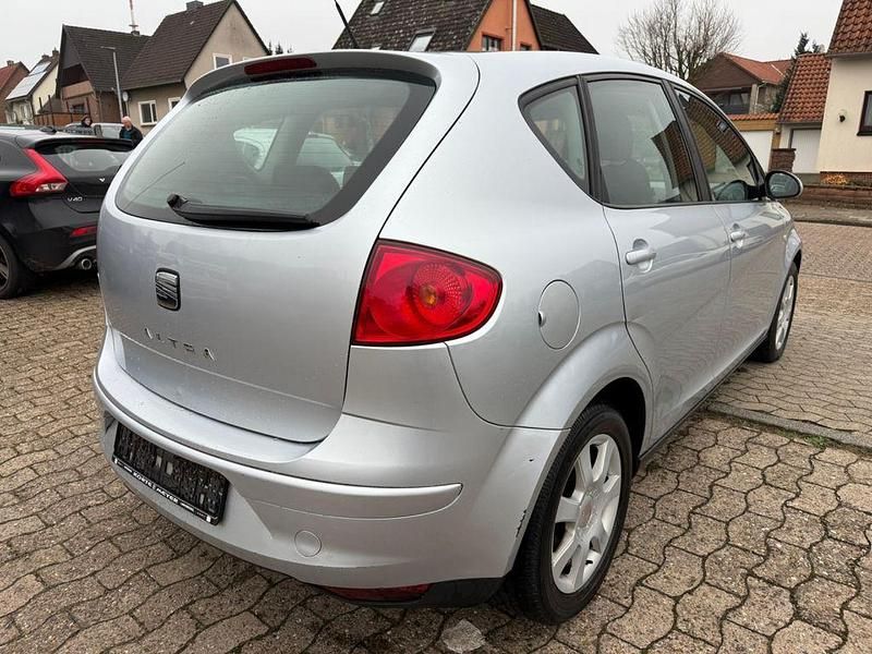 Gebraucht Seat Altea Stylance 102 PS (75 kW) 2005 Silber Van / Kleinbus