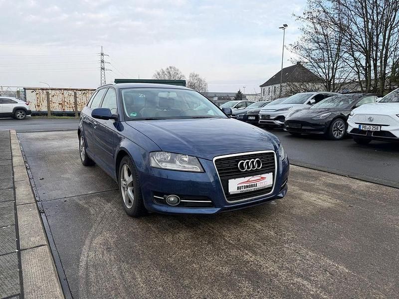 Gebraucht Audi A3 Sport 140 PS (102 kW) 2012 Blau Limousine