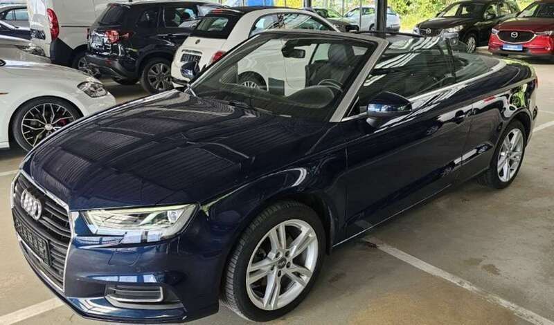 Kosmosblau metallic Gebraucht 2020 Audi A3 Cabriolet Design Cabrio | 29.000 € (Teuer) - Bild 1/4
