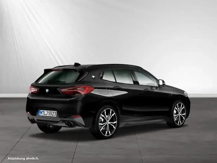 Gebraucht BMW X2 M Sport 190 PS (139 kW) 2022 Black sapphire metallic SUV