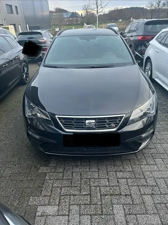 Gebraucht Seat Leon FR 150 PS (110 kW) 2019 Schwarz Limousine
