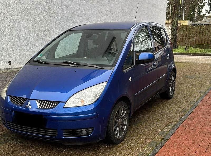 Blau Gebraucht 2006 Mitsubishi Colt Motion Limousine | 2.900 € (Fairer Preis) - Bild 1/4