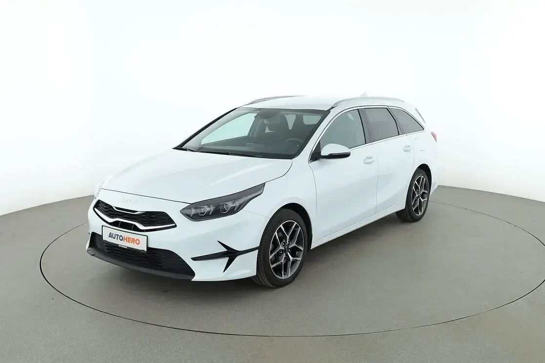 Gebraucht Kia Ceed Vision 160 PS (117 kW) 2024 Kleinwagen