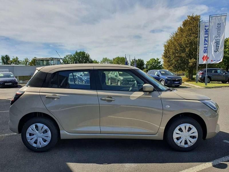 Neu Suzuki Swift Club 83 PS (61 kW) 2025 Caravan ivory Kleinwagen