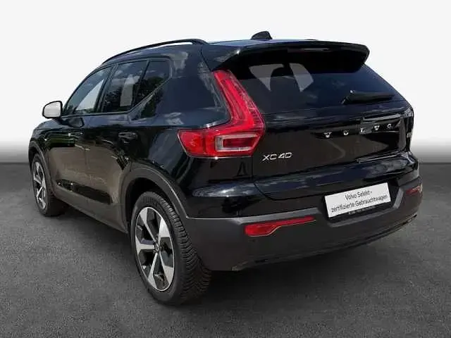 Gebraucht Volvo XC40 120 PS (88 kW) 2025 SUV