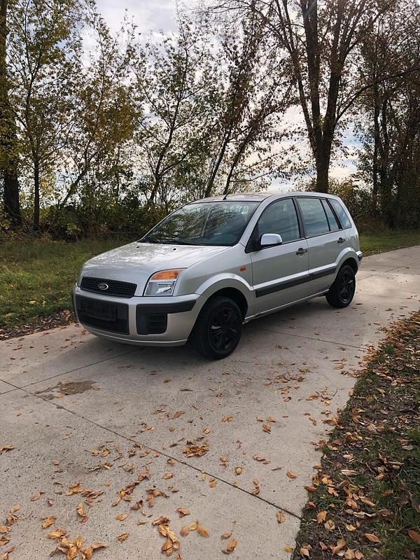 Silber Gebraucht 2008 Ford Fusion Kleinwagen | 2.500 € (Fairer Preis) - Bild 1/4