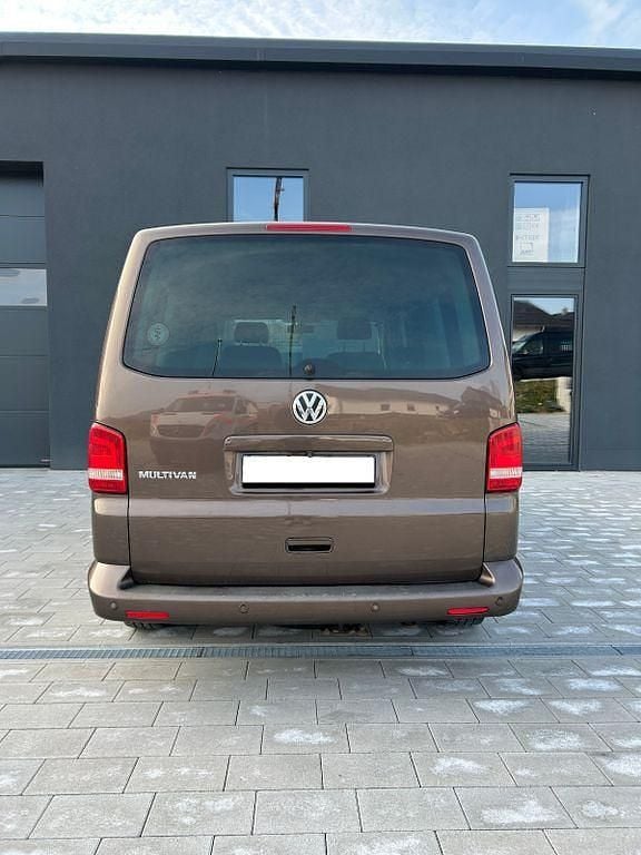 Second-hand VW T5 140 CP (102 kW) 2011 Maro Van