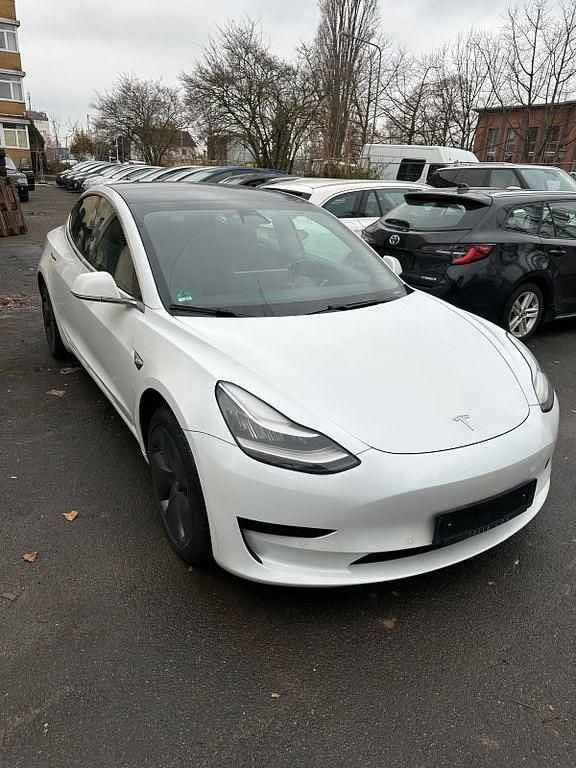 Weiß Gebraucht 2020 Tesla Model 3 Limousine | 14.999 € (Superpreis) - Bild 1/4