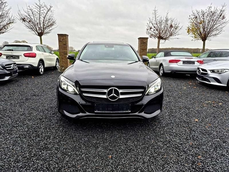 Gebraucht Mercedes C250 Avantgarde 211 PS (155 kW) 2017 Obsidianschwarz  metalliclack Limousine
