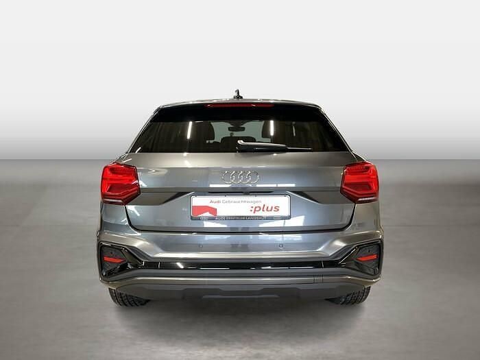 Gebraucht Audi Q2 S-Line 150 PS (110 kW) 2025 Daytonagrau perleffekt SUV