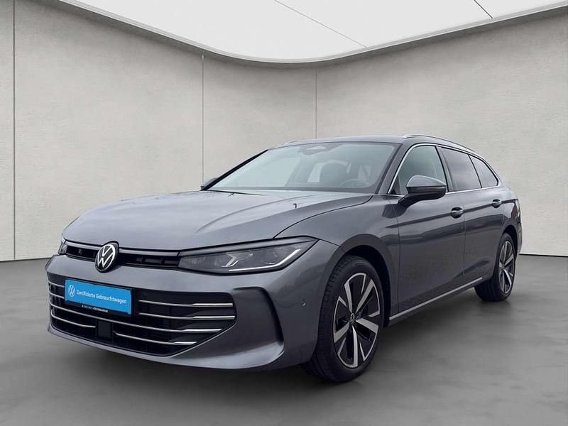 Gebraucht VW Passat Business 150 PS (110 kW) 2025 Grau Kombi