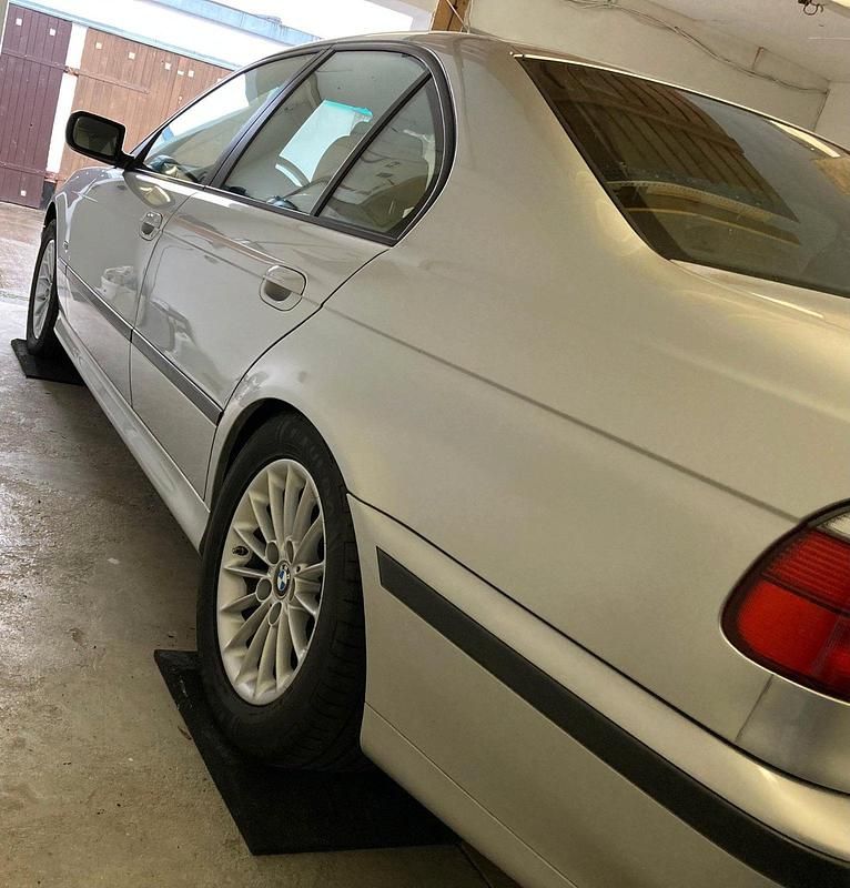 Gebraucht BMW 535 245 PS (180 kW) 2000 Silber Limousine