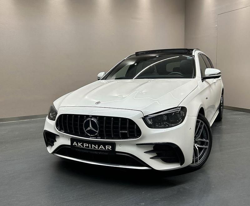 Weiß Gebraucht 2023 Mercedes E53 AMG AMG Limousine | 62.800 € (Superpreis) - Bild 1/4