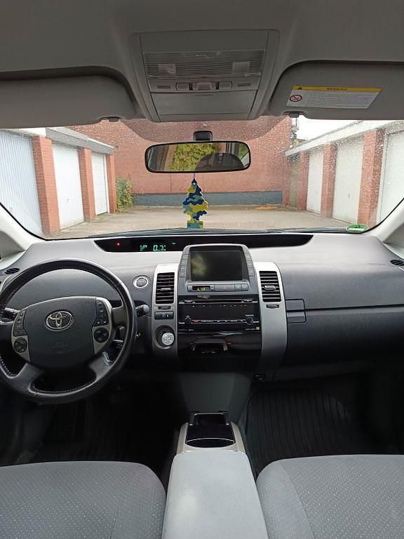 Grau Gebraucht 2009 Toyota Prius Executive Kleinwagen | 6.900 € (Fairer Preis) - Bild 1/4