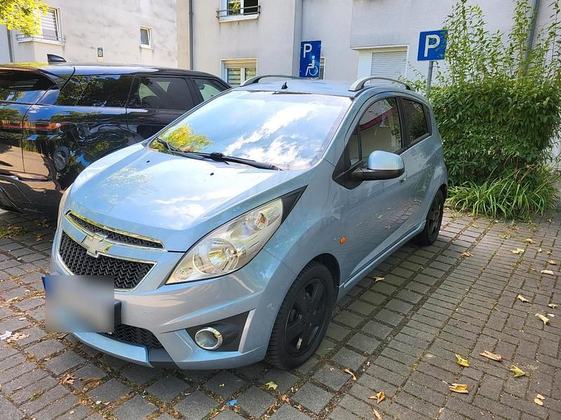 Blau Gebraucht 2010 Chevrolet Spark LT Kleinwagen | 1.500 € (Guter Preis) - Bild 1/4
