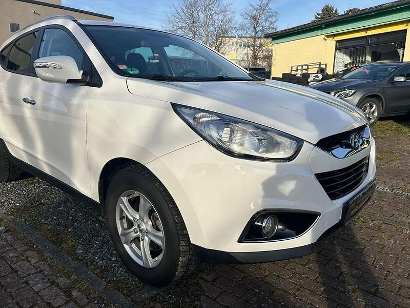 Gebraucht Hyundai ix35 Premium 184 PS (135 kW) 2012 Weiß SUV