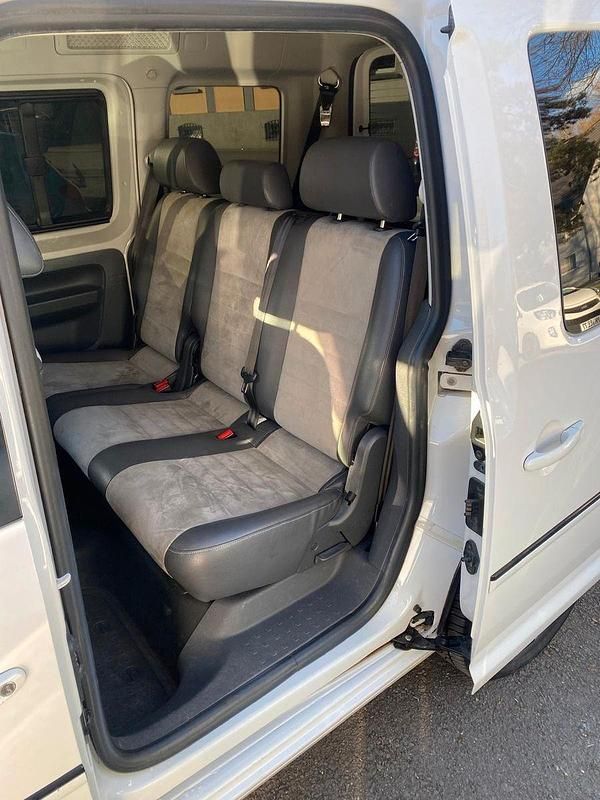 Gebraucht VW Caddy Edition 140 PS (102 kW) 2012 Weiß Van / Kleinbus