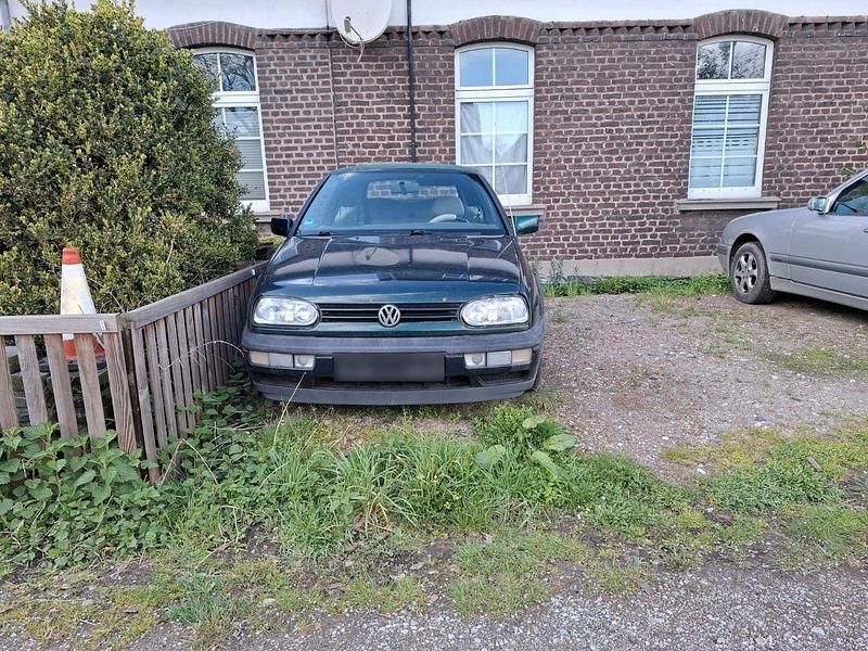 Gebraucht VW Golf Cabriolet 116 PS (85 kW) 1995 Grün Cabrio