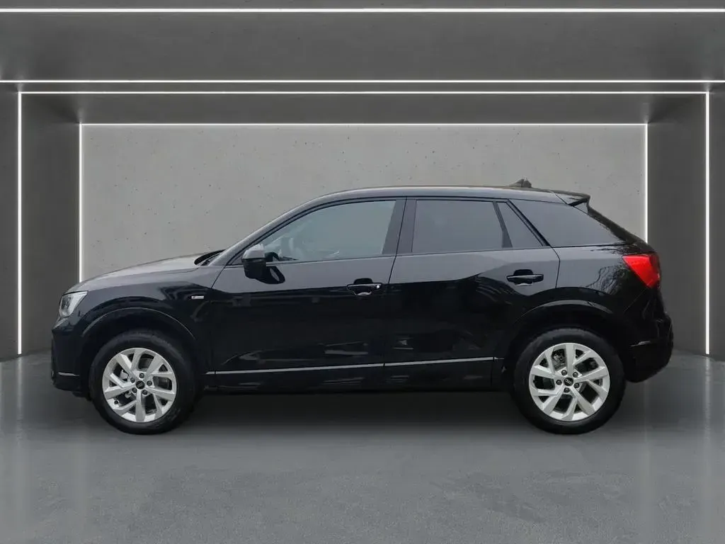 Gebraucht Audi Q2 S-Line 150 PS (110 kW) 2025 Schwarz SUV