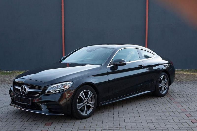 Grau Gebraucht 2020 Mercedes C220 Coupé | 35.200 € (Fairer Preis) - Bild 1/4