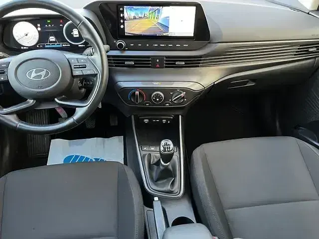 Gebraucht Hyundai i20 Trend 101 PS (74 kW) 2024 Schwarz Kleinwagen