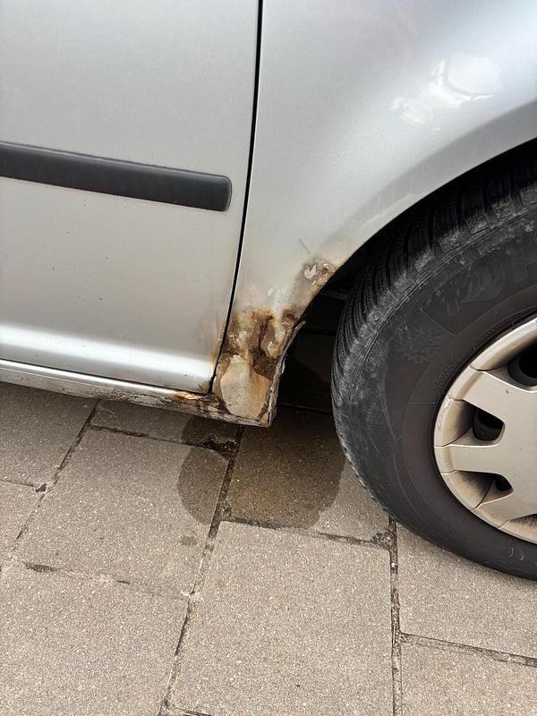 Gebraucht VW Golf IV 104 PS (76 kW) 2001 Silber Kleinwagen