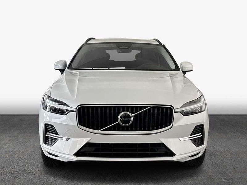Gebraucht Volvo XC60 Plus 197 PS (144 kW) 2025 Crystal white SUV