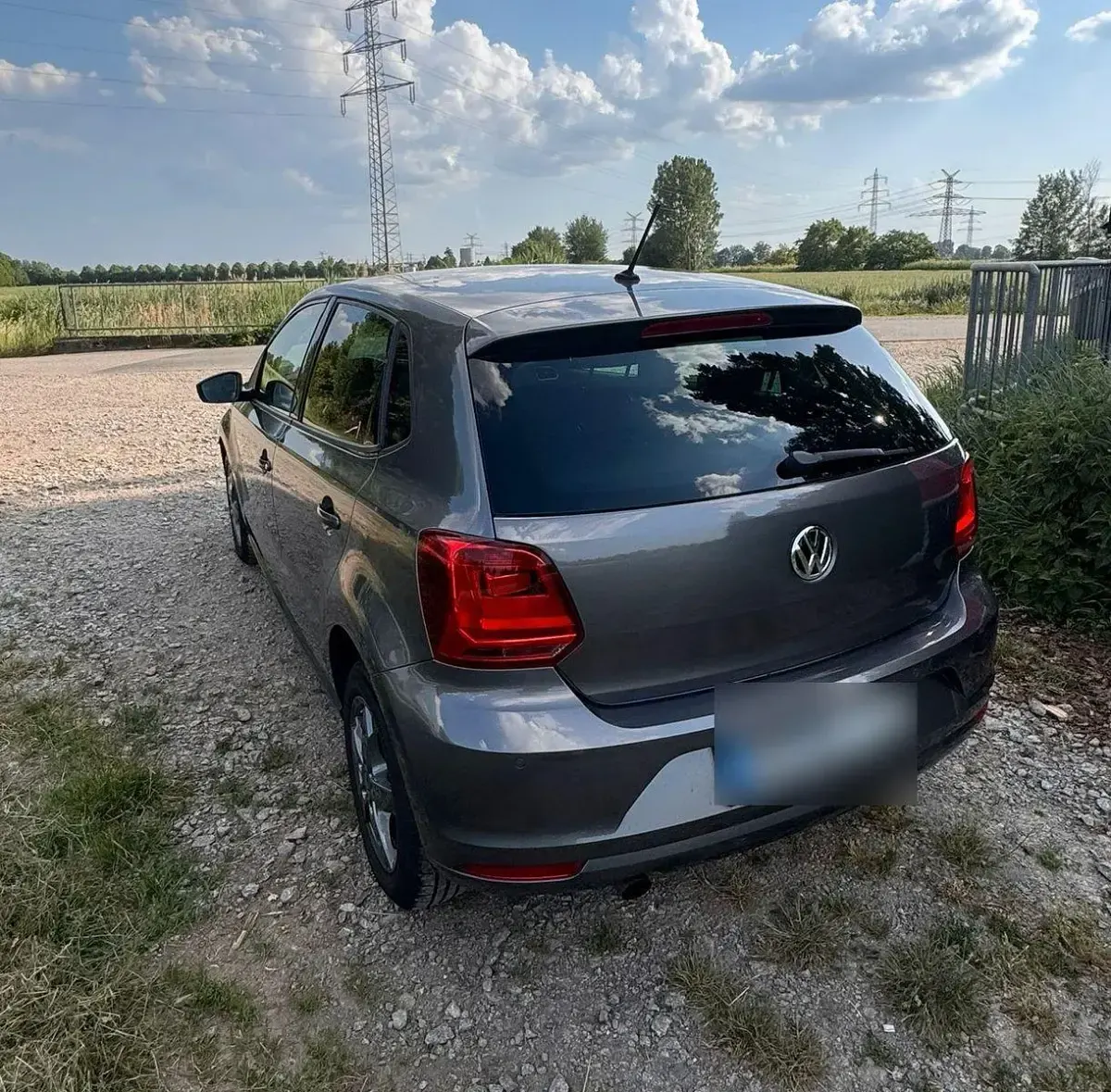 Gebraucht VW Polo Highline 90 PS (66 kW) 2016 Grau Kleinwagen