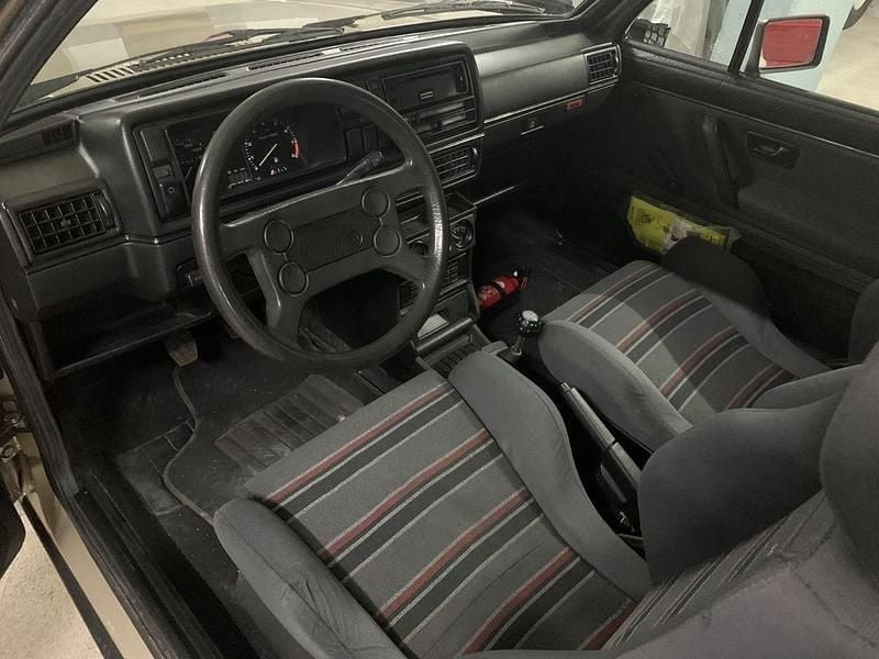 Beige Gebraucht 1987 VW Golf II GTI Kleinwagen | 16.000 € - Bild 1/4