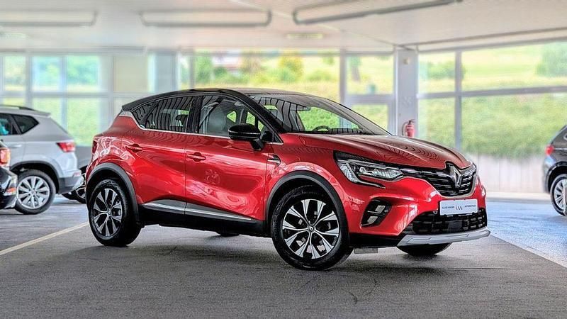 Rot Gebraucht 2023 Renault Captur Techno SUV | 19.580 € (Fairer Preis) - Bild 1/4