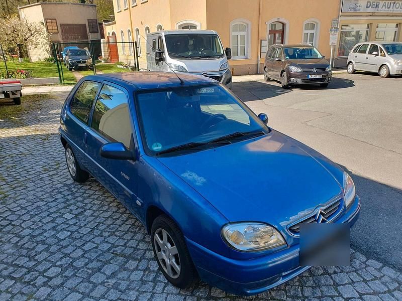 Gebraucht Citroën Saxo 60 PS (44 kW) 2001 Blau Kleinwagen